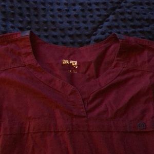 WonderWink scrub top Maroon 3X Patience neck